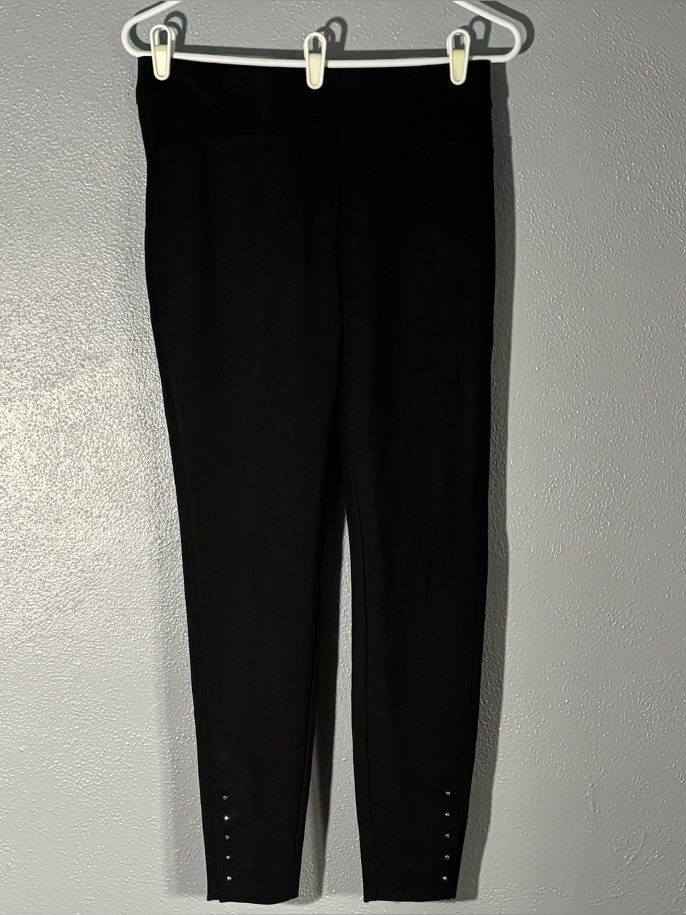 Chico’s Black Stretch Pants Womens Size 8